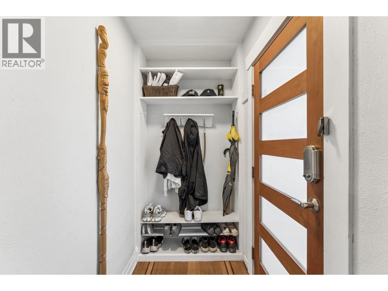 2486 Eton Street, Vancouver, British Columbia  V5K 1J5 - Photo 3 - R3110437