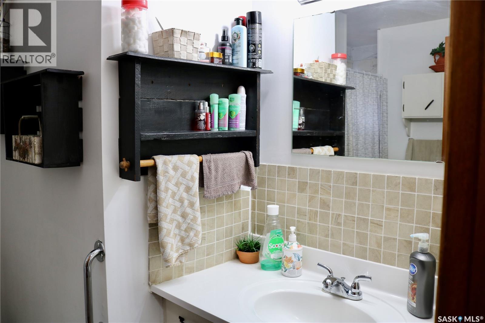 708 Ellice Street, Moosomin, Saskatchewan  S0G 3N0 - Photo 27 - SK032774