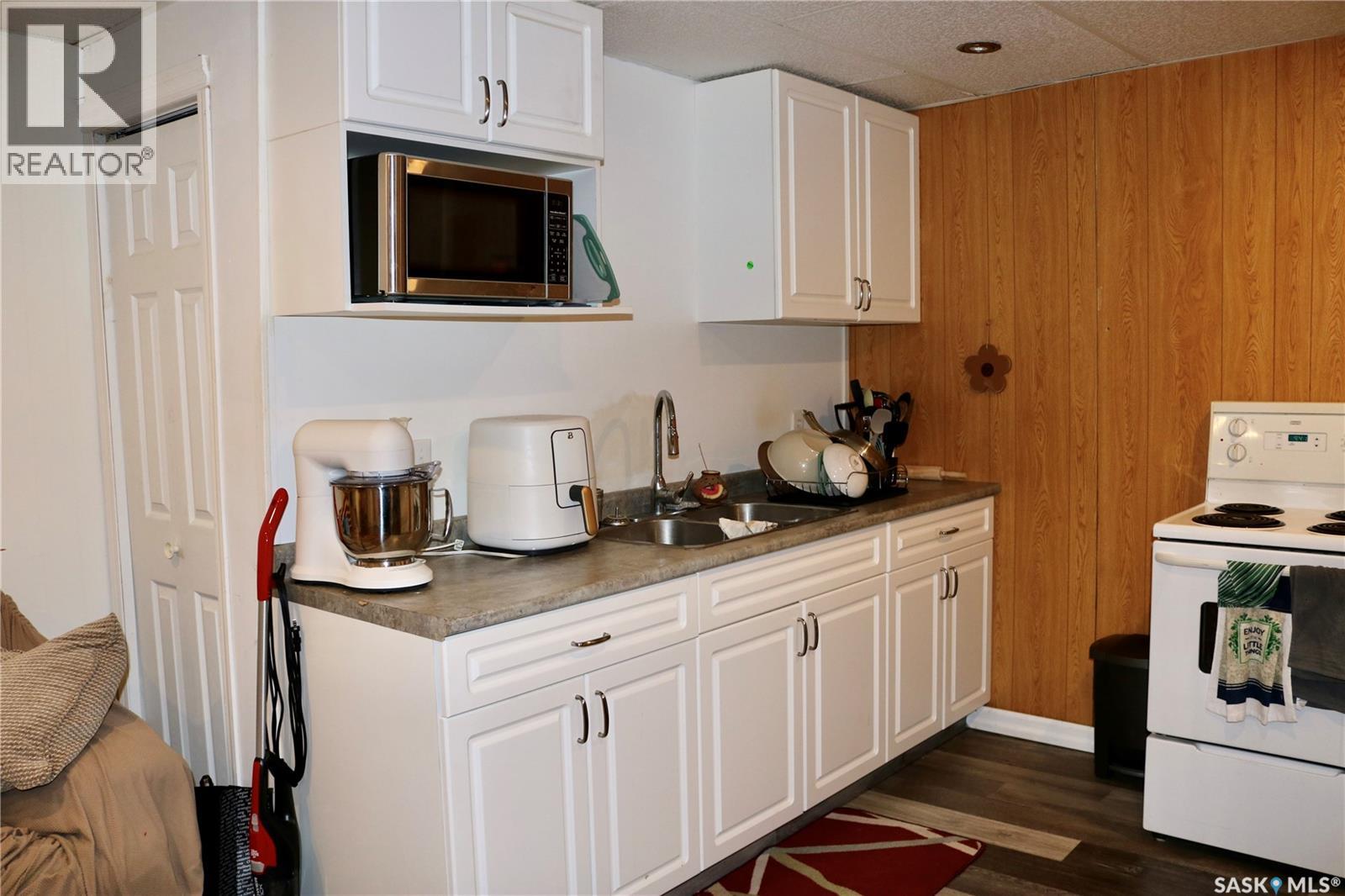 708 Ellice Street, Moosomin, Saskatchewan  S0G 3N0 - Photo 34 - SK032774