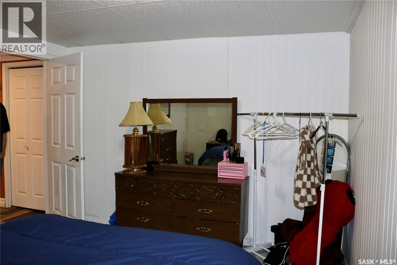 708 Ellice Street, Moosomin, Saskatchewan  S0G 3N0 - Photo 38 - SK032774