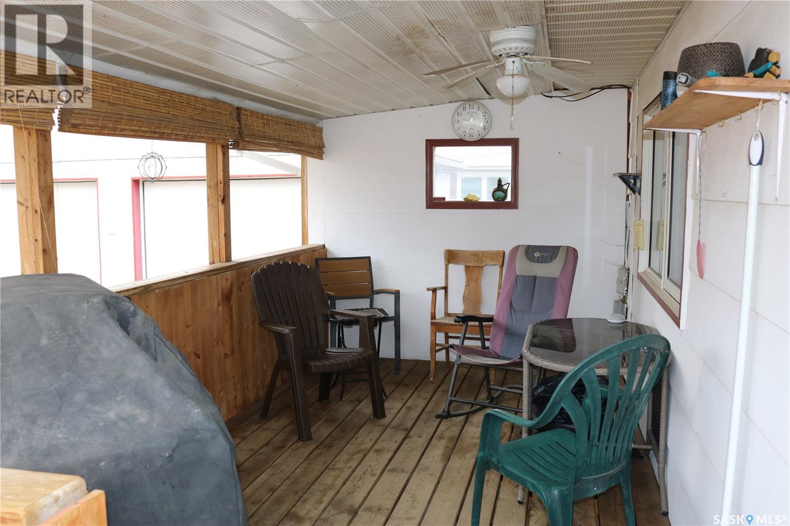 708 Ellice Street, Moosomin, Saskatchewan  S0G 3N0 - Photo 4 - SK032774