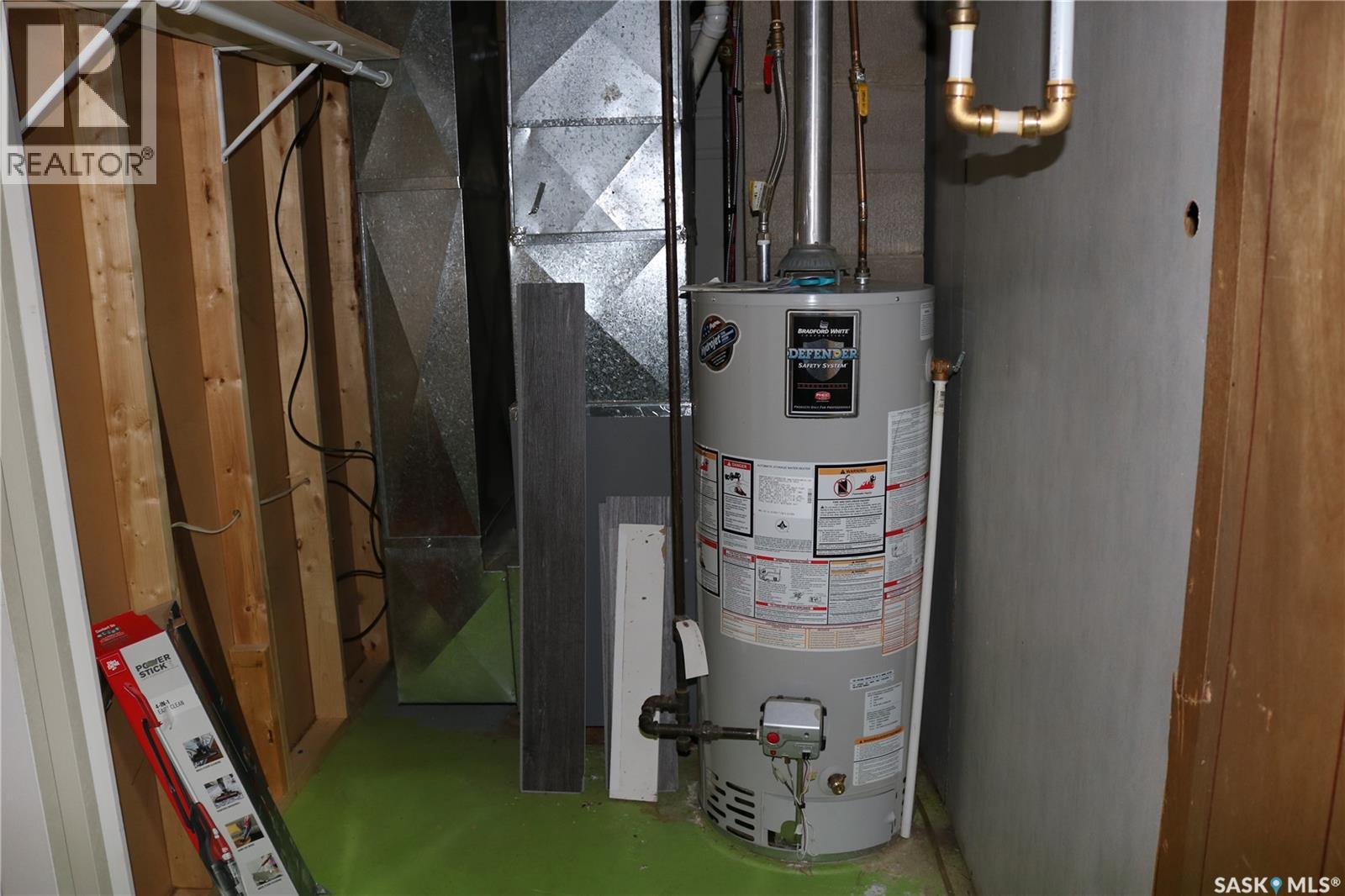 708 Ellice Street, Moosomin, Saskatchewan  S0G 3N0 - Photo 41 - SK032774