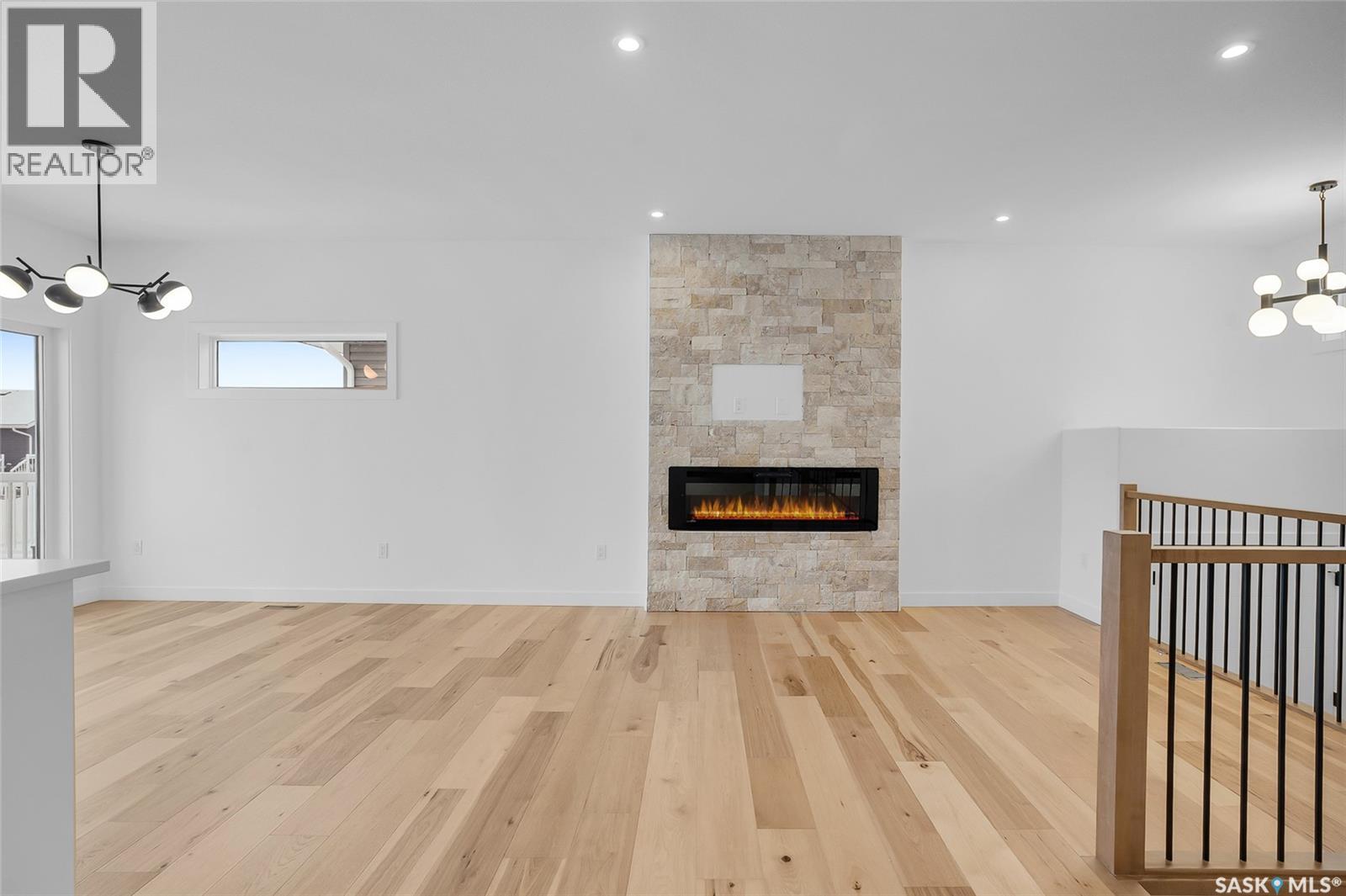 801 Ballesteros Crescent, Warman, Saskatchewan  S0K 4S0 - Photo 4 - SK032758