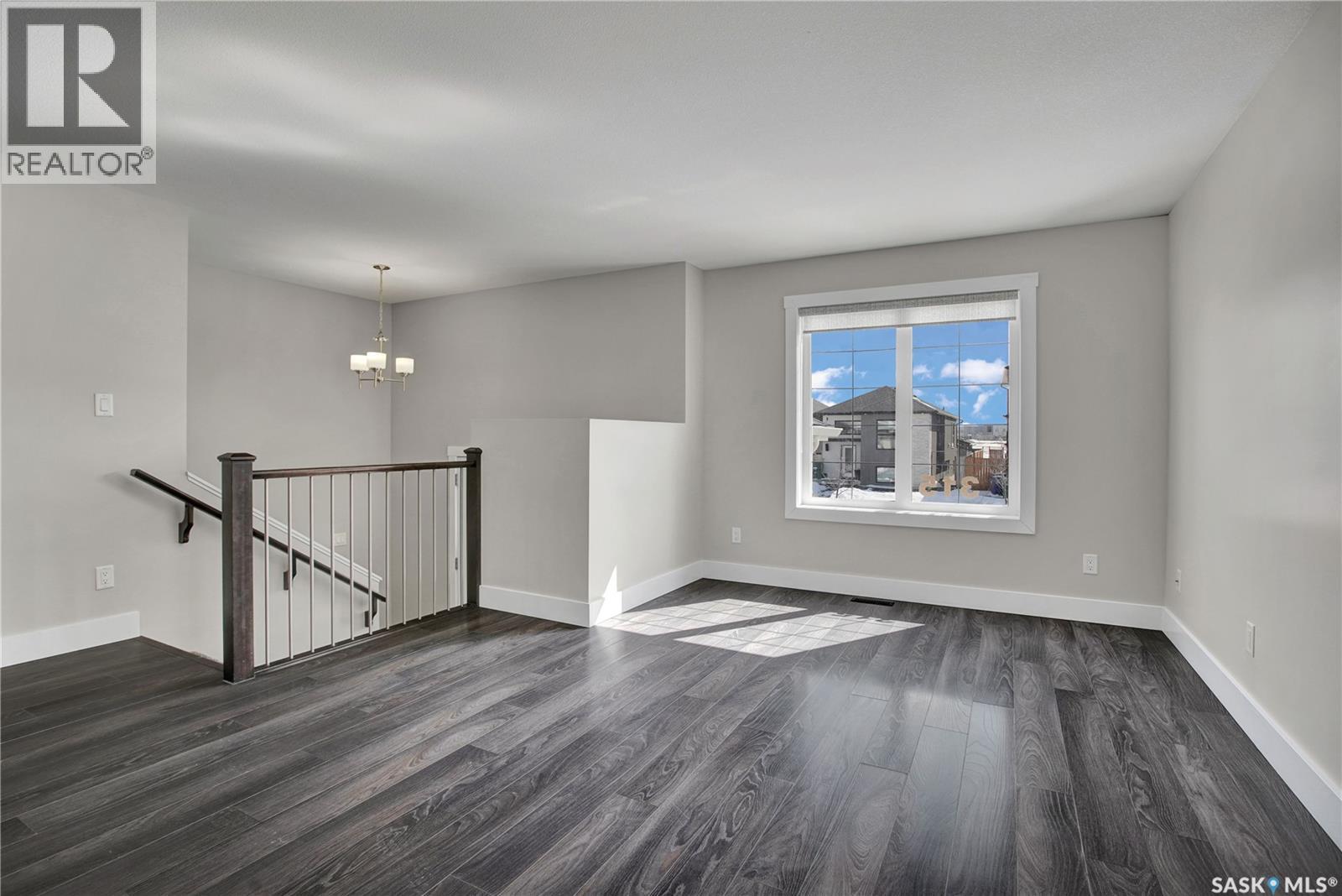 315 Rosewood Boulevard W, Saskatoon, Saskatchewan  S7V 0G8 - Photo 3 - SK032735