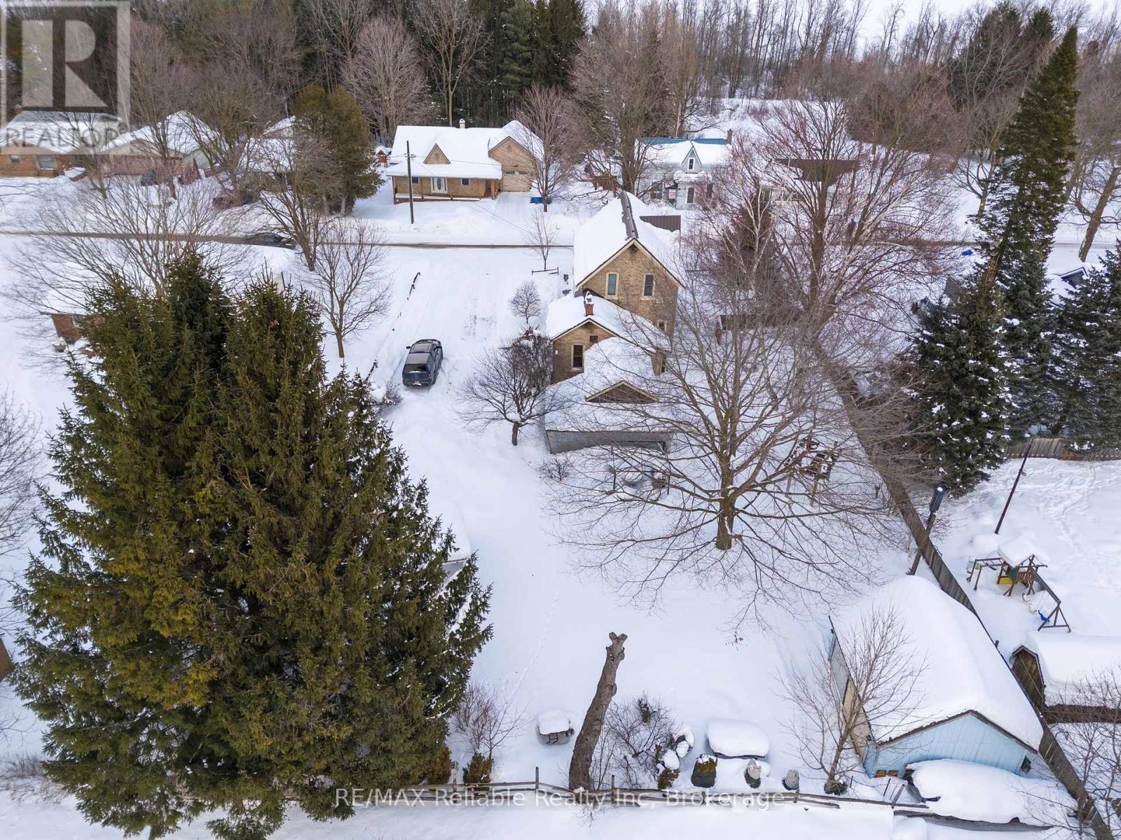 293 Drummond Street, North Huron, Ontario  N0M 1H0 - Photo 34 - X12772290