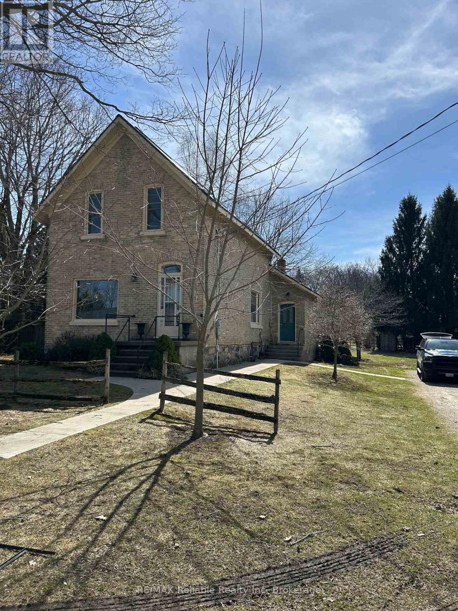 293 Drummond Street, North Huron, Ontario  N0M 1H0 - Photo 2 - X12772290