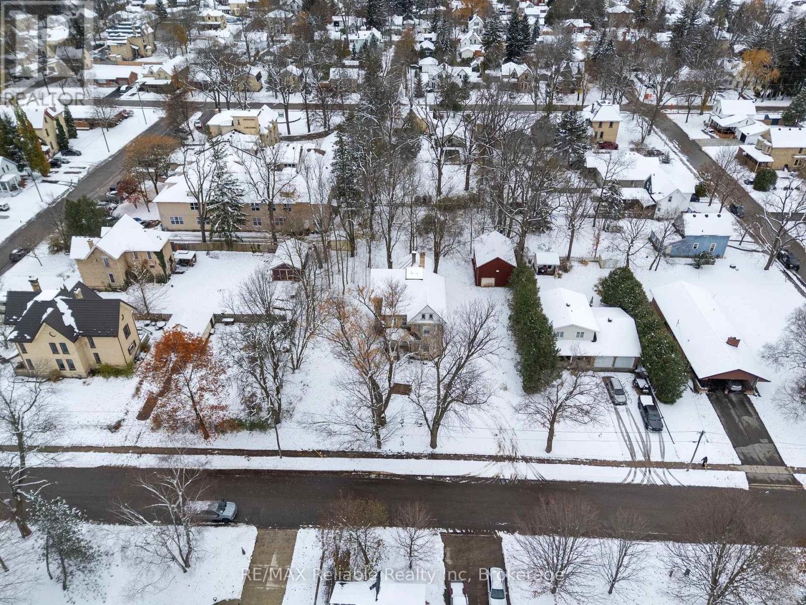 101 Centre Street, Huron East, Ontario  N0K 1W0 - Photo 5 - X12886750