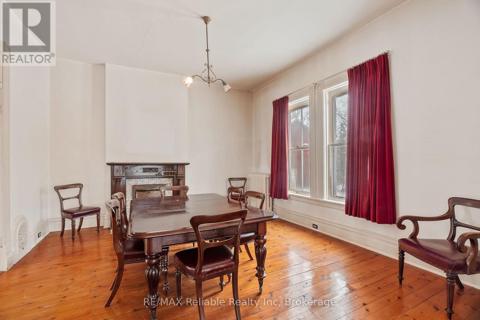 101 Centre Street, Huron East, Ontario  N0K 1W0 - Photo 11 - X12886750