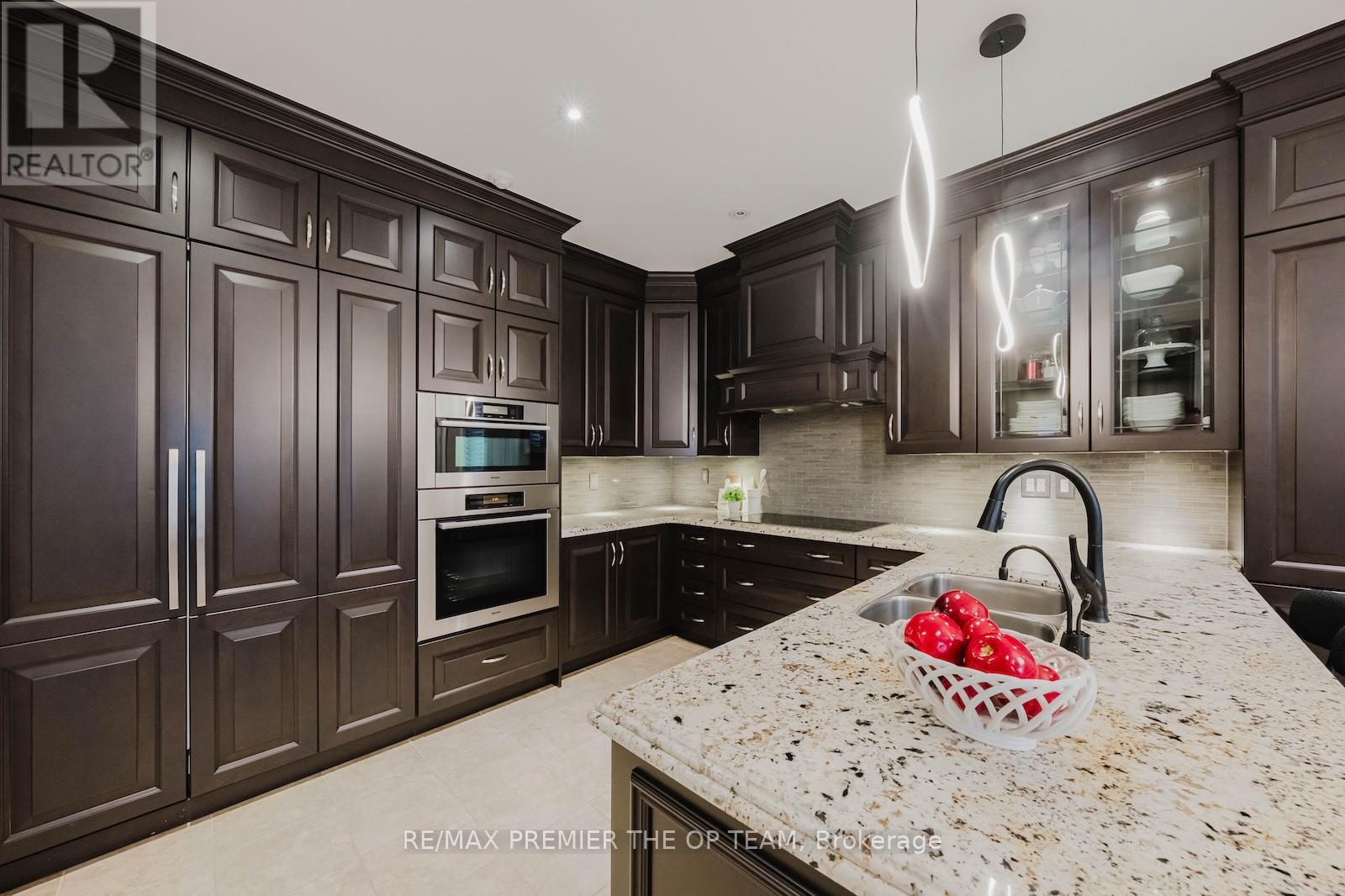 226 Via Borghese Street, Vaughan, Ontario L4H 0Y6 - Photo 12 - N12992384