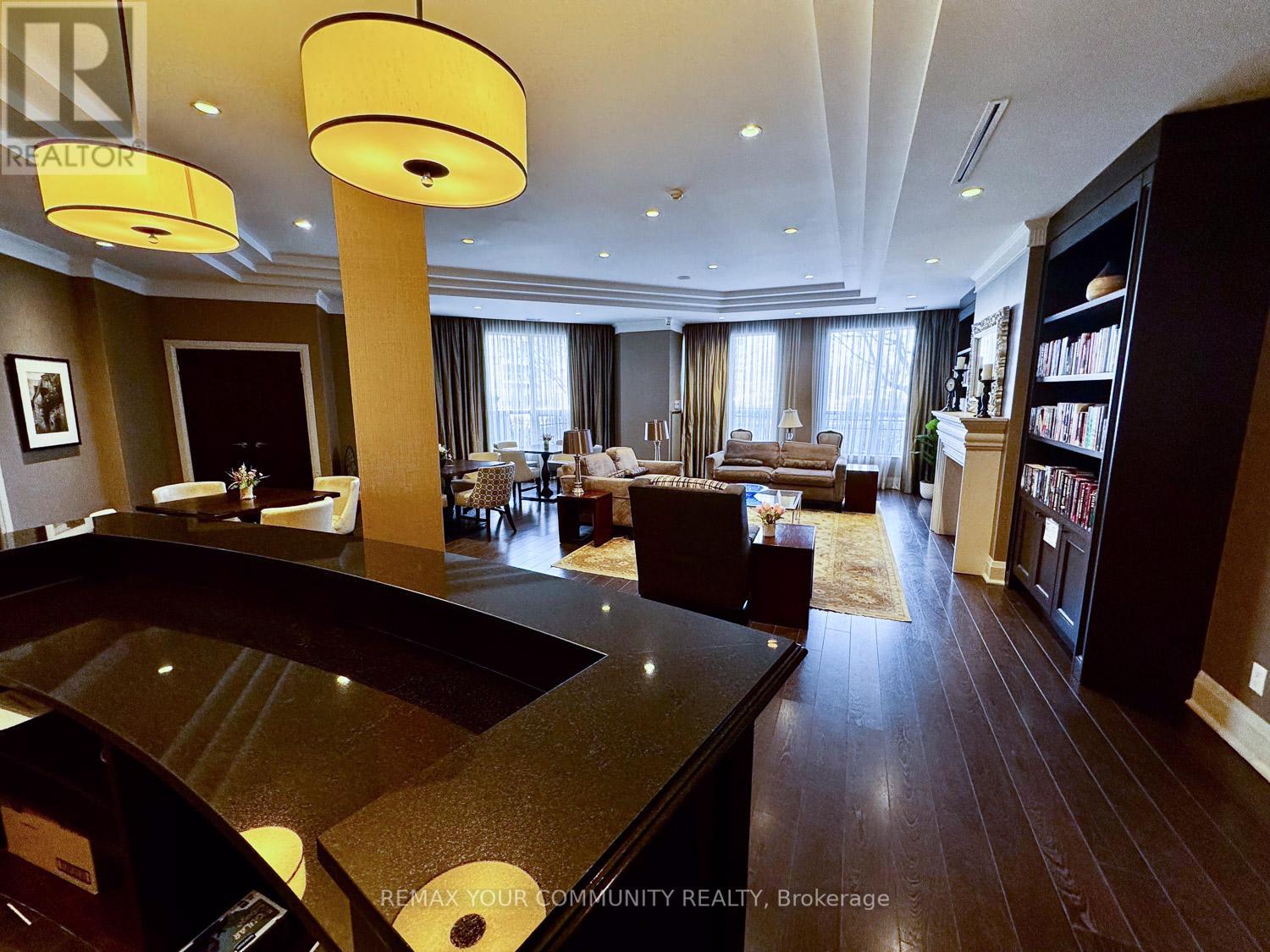 413 - 180 John West Way, Aurora, Ontario  L4G 0R3 - Photo 11 - N12992392