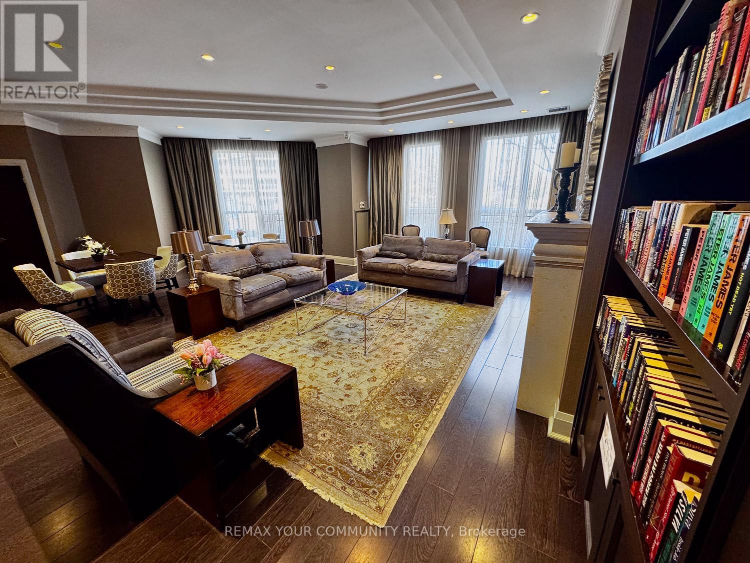 413 - 180 John West Way, Aurora, Ontario  L4G 0R3 - Photo 9 - N12992392