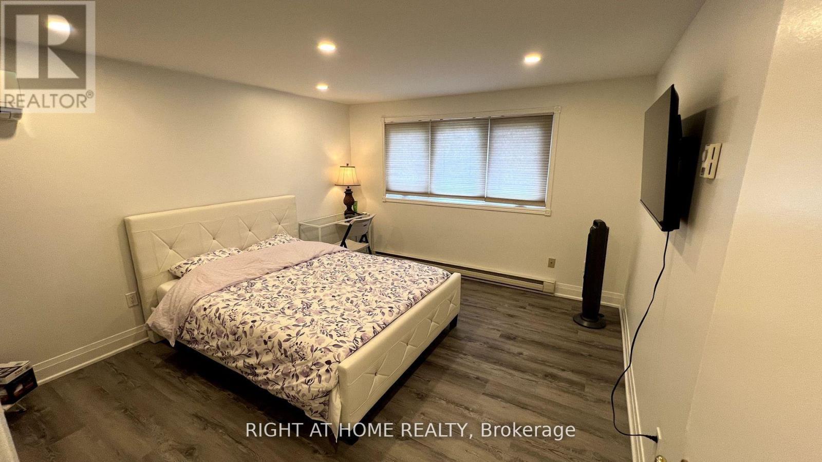 341 Webb Court, Newmarket, Ontario  L3Y 5E8 - Photo 11 - N12992416