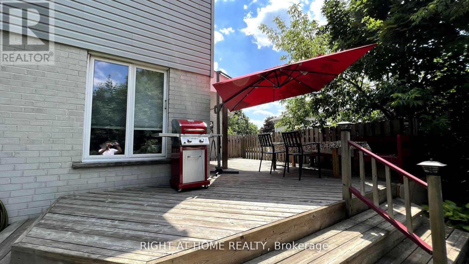 341 Webb Court, Newmarket, Ontario  L3Y 5E8 - Photo 20 - N12992416