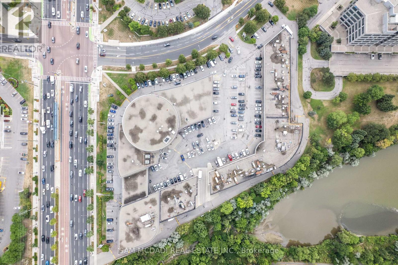 A26 & A27 - 505 Highway 7 E, Markham, Ontario  L3T 7T1 - Photo 17 - N12992440