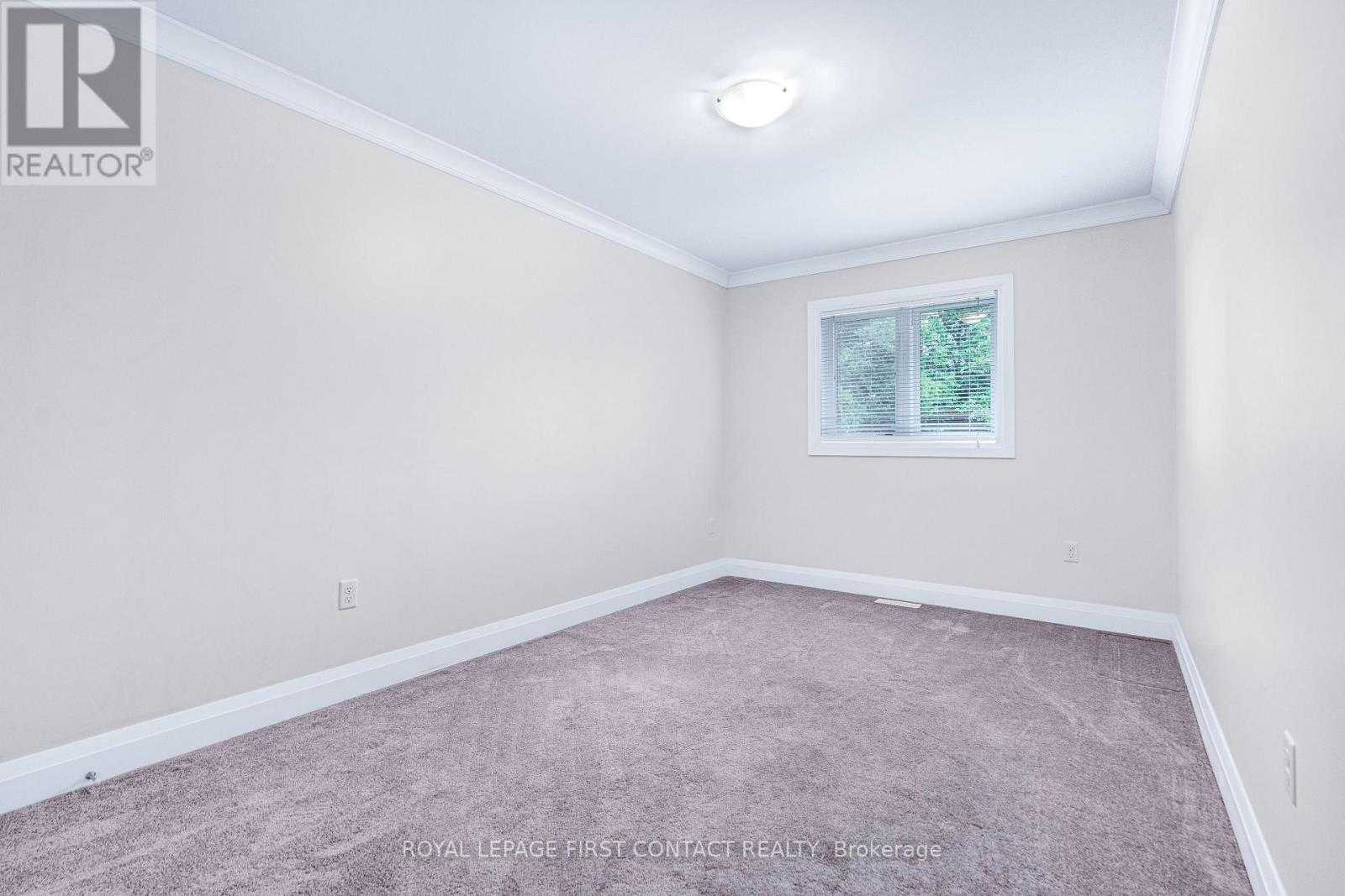 4 - 29 Madelaine Drive, Barrie, Ontario  L9J 0G8 - Photo 10 - S12992410