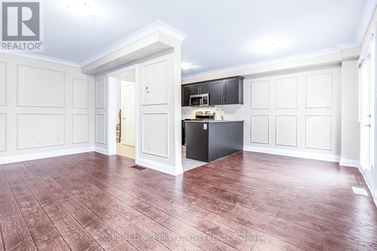 4 - 29 Madelaine Drive, Barrie, Ontario  L9J 0G8 - Photo 6 - S12992410