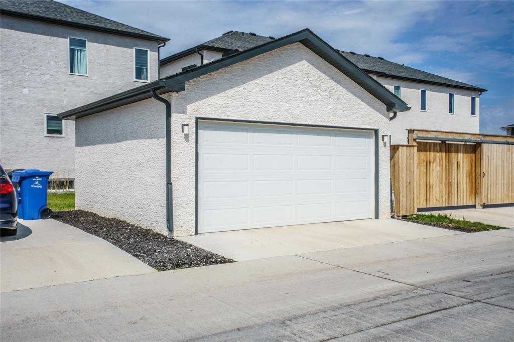 116 Ken Oblik Drive, Winnipeg, Manitoba  R3Y 0N3 - Photo 30 - 202605901