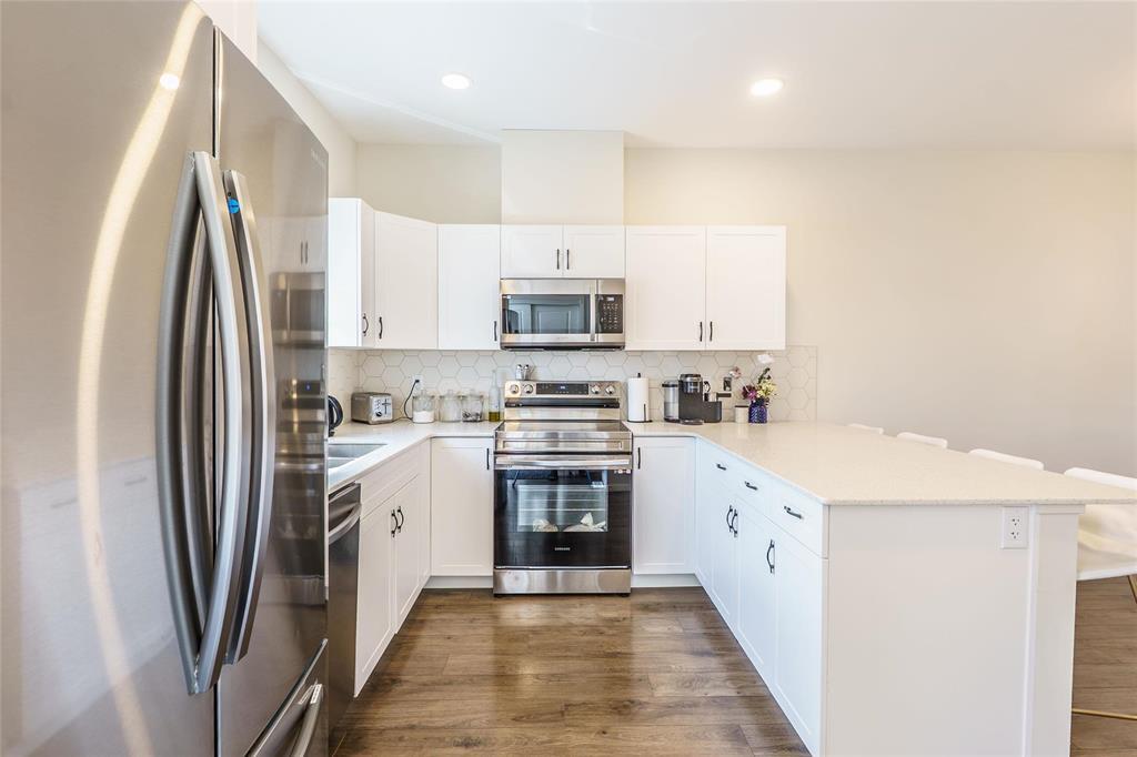 116 Ken Oblik Drive, Winnipeg, Manitoba  R3Y 0N3 - Photo 5 - 202605901