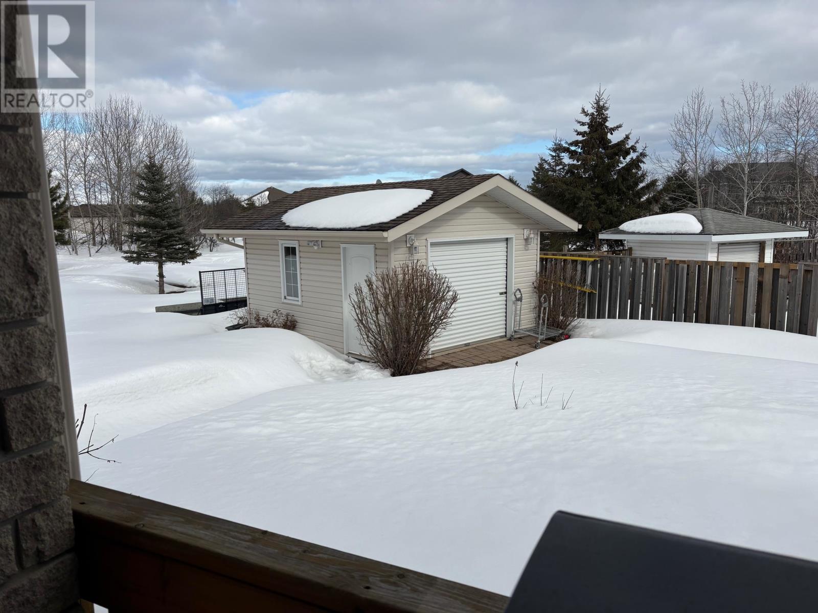 132 Wolverine Cres, Thunder Bay, Ontario  P7C 5Z2 - Photo 4 - TB2600677