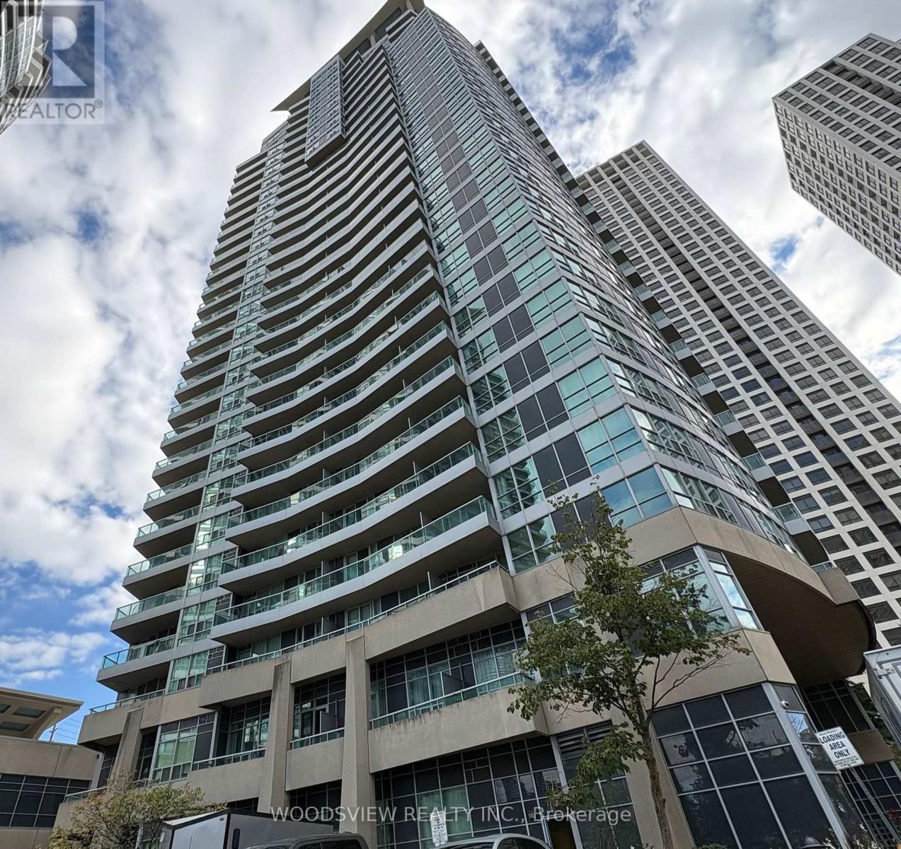 1605 - 33 ELM DRIVE, Mississauga, Ontario