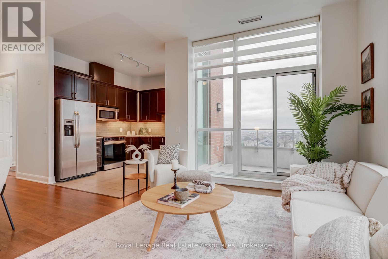 712 - 2470 Prince Michael Drive, Oakville, Ontario  L6H 0G9 - Photo 17 - W12992430