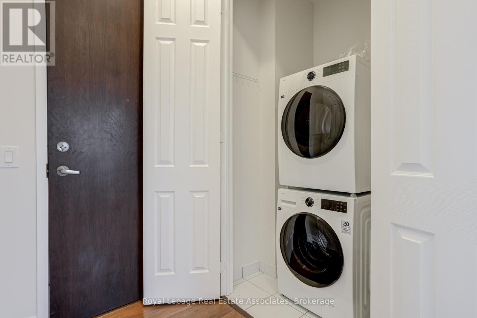 712 - 2470 Prince Michael Drive, Oakville, Ontario  L6H 0G9 - Photo 33 - W12992430