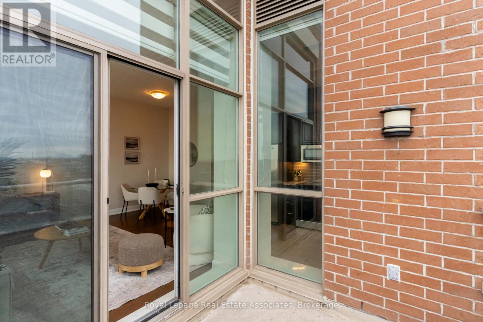 712 - 2470 Prince Michael Drive, Oakville, Ontario  L6H 0G9 - Photo 35 - W12992430