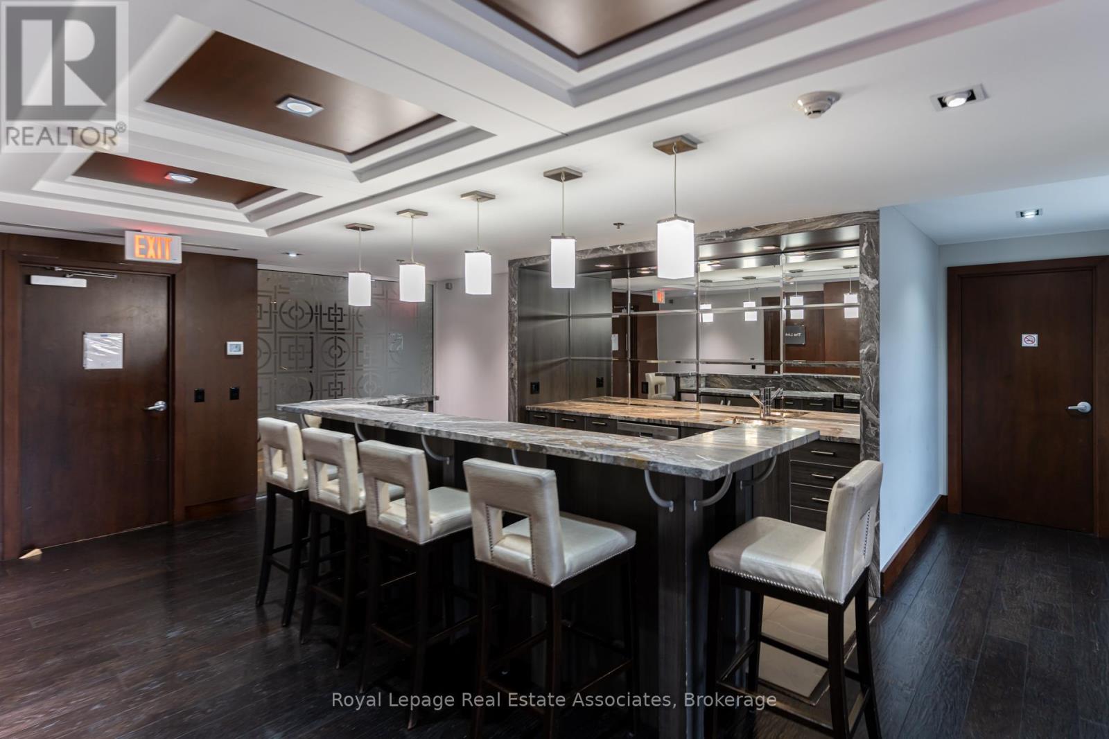 712 - 2470 Prince Michael Drive, Oakville, Ontario  L6H 0G9 - Photo 44 - W12992430