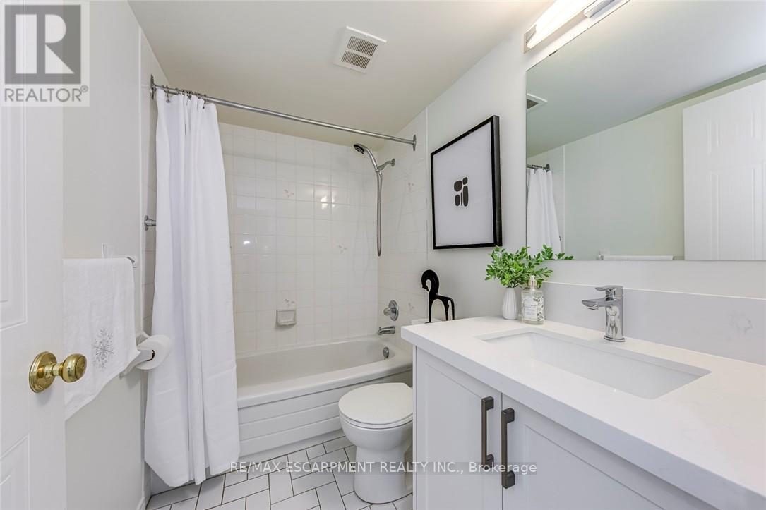 902 - 5080 Pinedale Avenue, Burlington, Ontario  L7L 5V7 - Photo 26 - W12992432