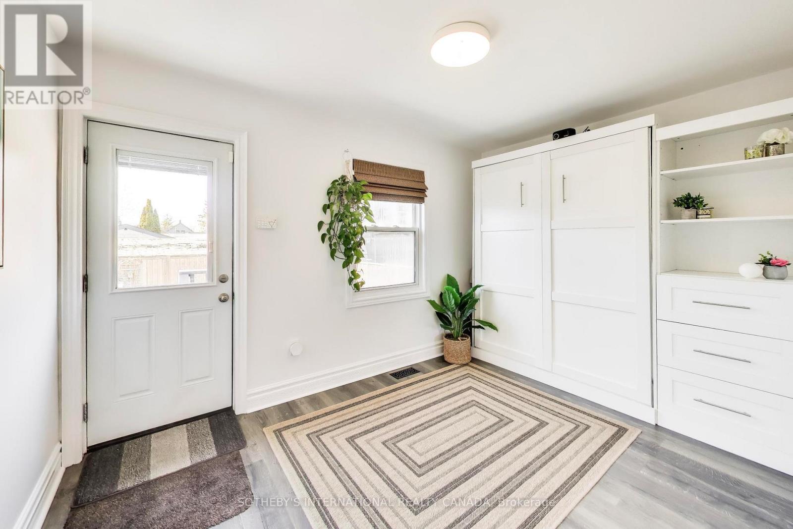 302 Boon Avenue, Toronto, Ontario  M6E 4A3 - Photo 12 - W12992500