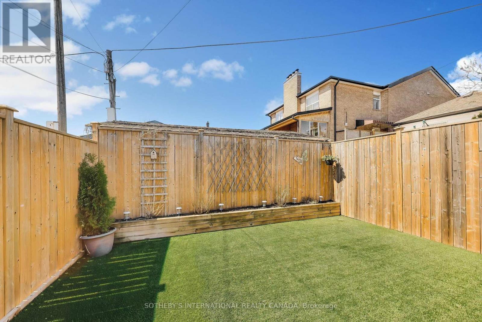 302 Boon Avenue, Toronto, Ontario  M6E 4A3 - Photo 28 - W12992500