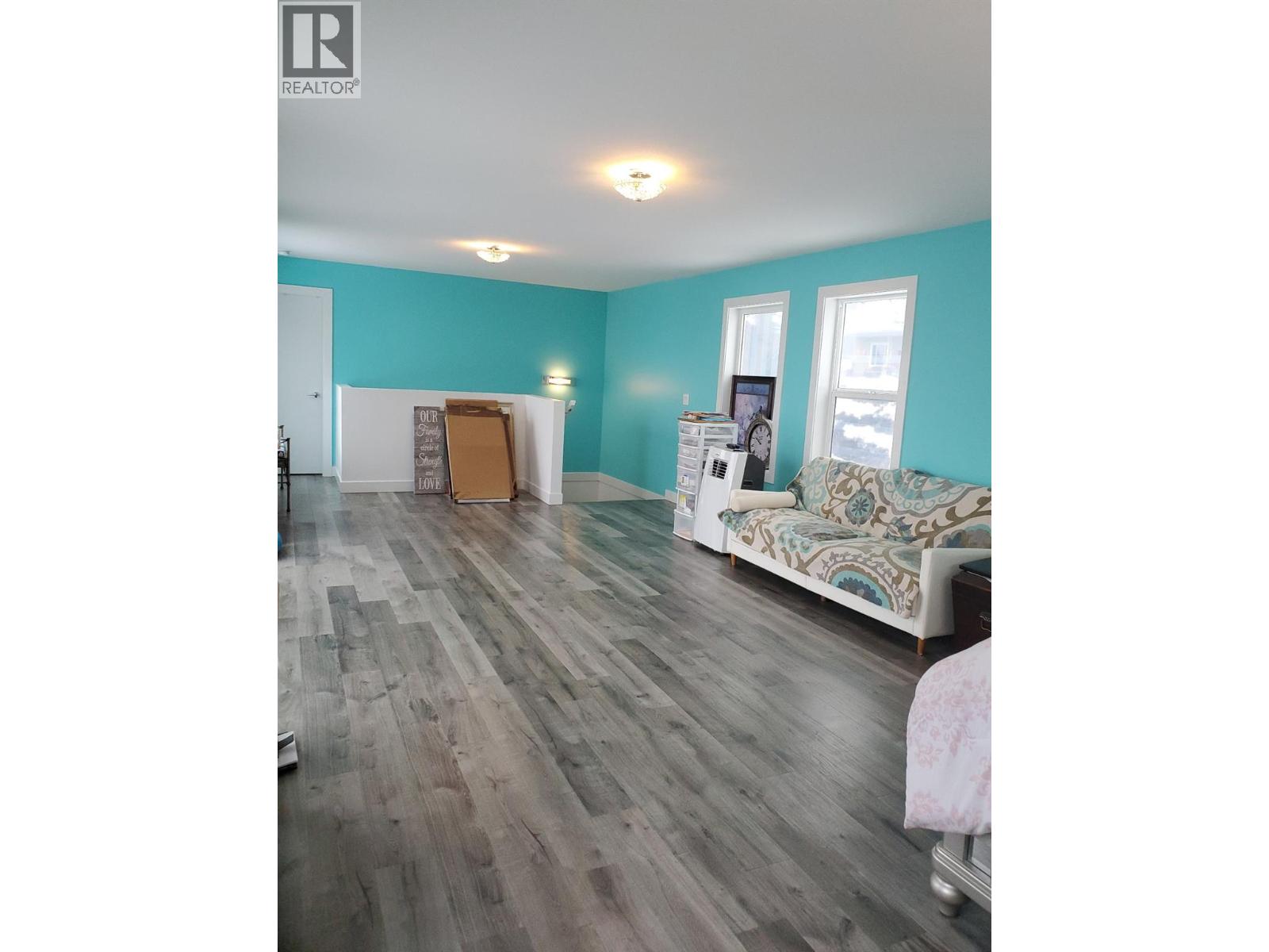 571 Mountain Drive, Vernon, British Columbia  V1H 2B7 - Photo 27 - 10378143