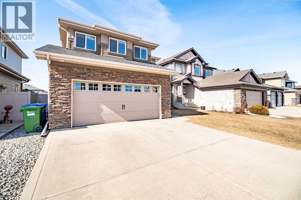 22 Caribou Crescent, Red Deer, Alberta  T4P 0T5 - Photo 2 - A2300077