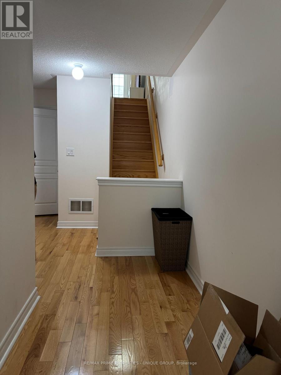 9503 Kennedy Road, Markham, Ontario  L6C 0X2 - Photo 5 - N12976158