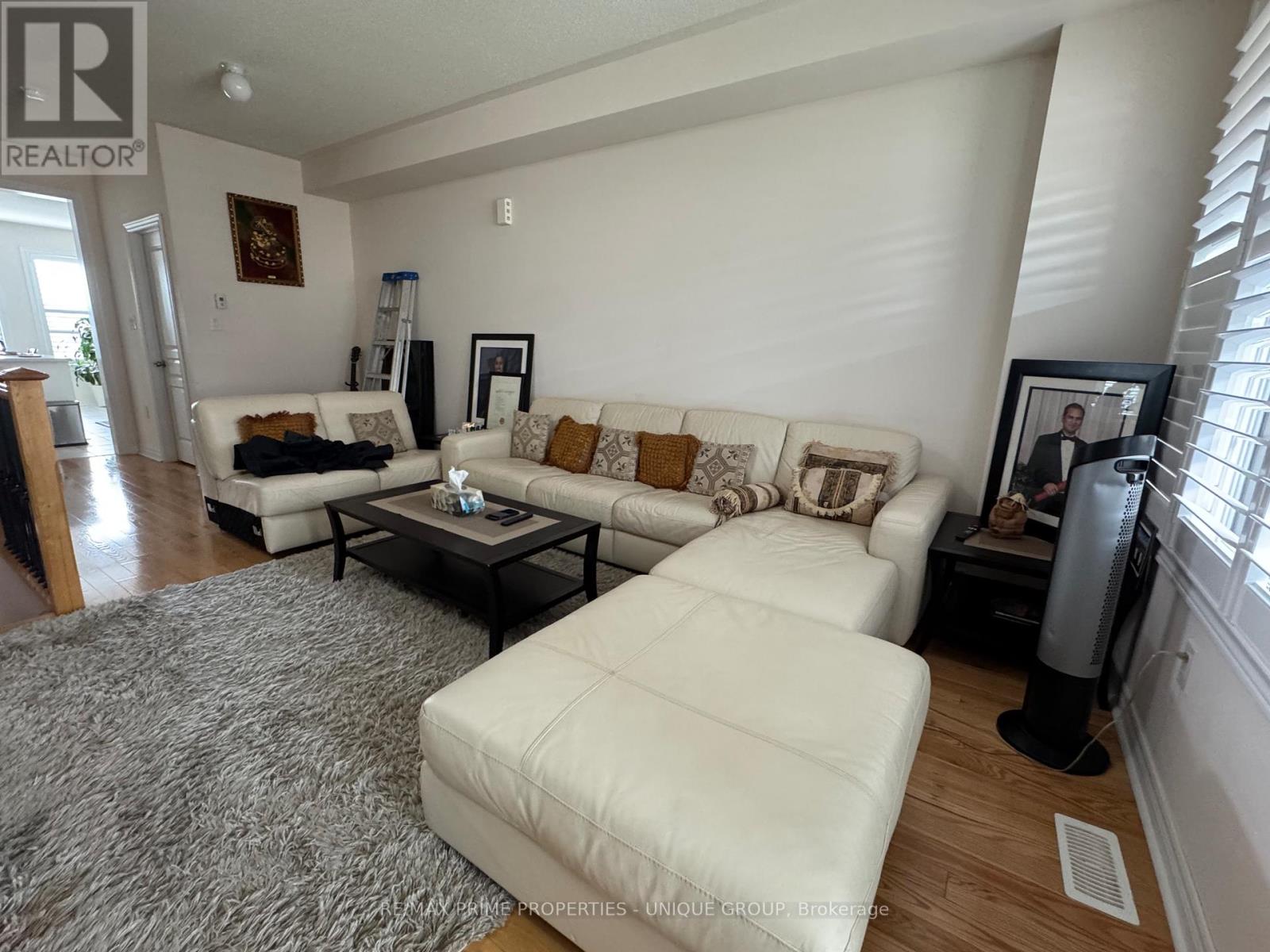 9503 Kennedy Road, Markham, Ontario  L6C 0X2 - Photo 6 - N12976158