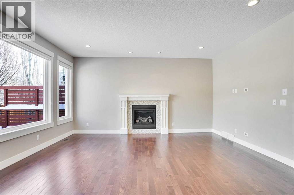 14 West Coach Way Sw, Calgary, Alberta  T3H 0M5 - Photo 7 - A2298380