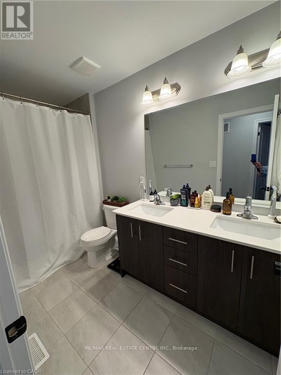 84 - 124 Compass Trail, Cambridge, Ontario  N3E 0E3 - Photo 19 - X12992376