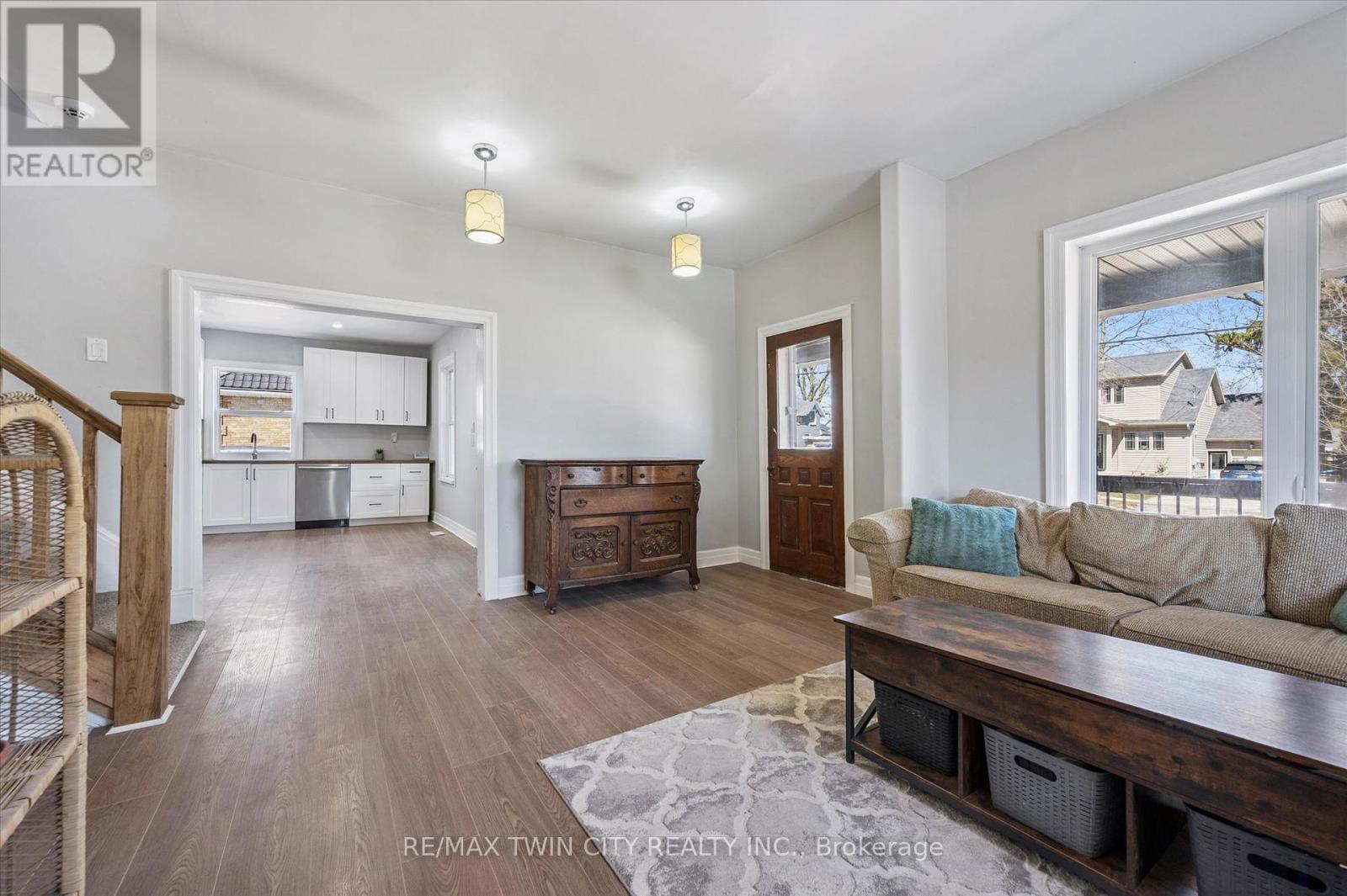 580 Main Street E, North Perth, Ontario  N4W 2C6 - Photo 15 - X12992382