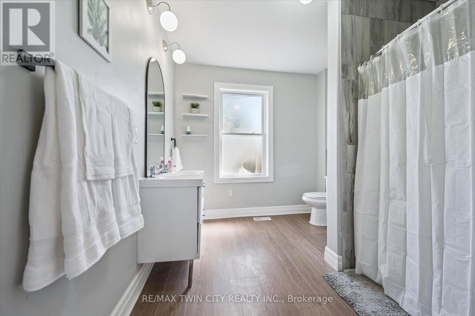 580 Main Street E, North Perth, Ontario  N4W 2C6 - Photo 21 - X12992382