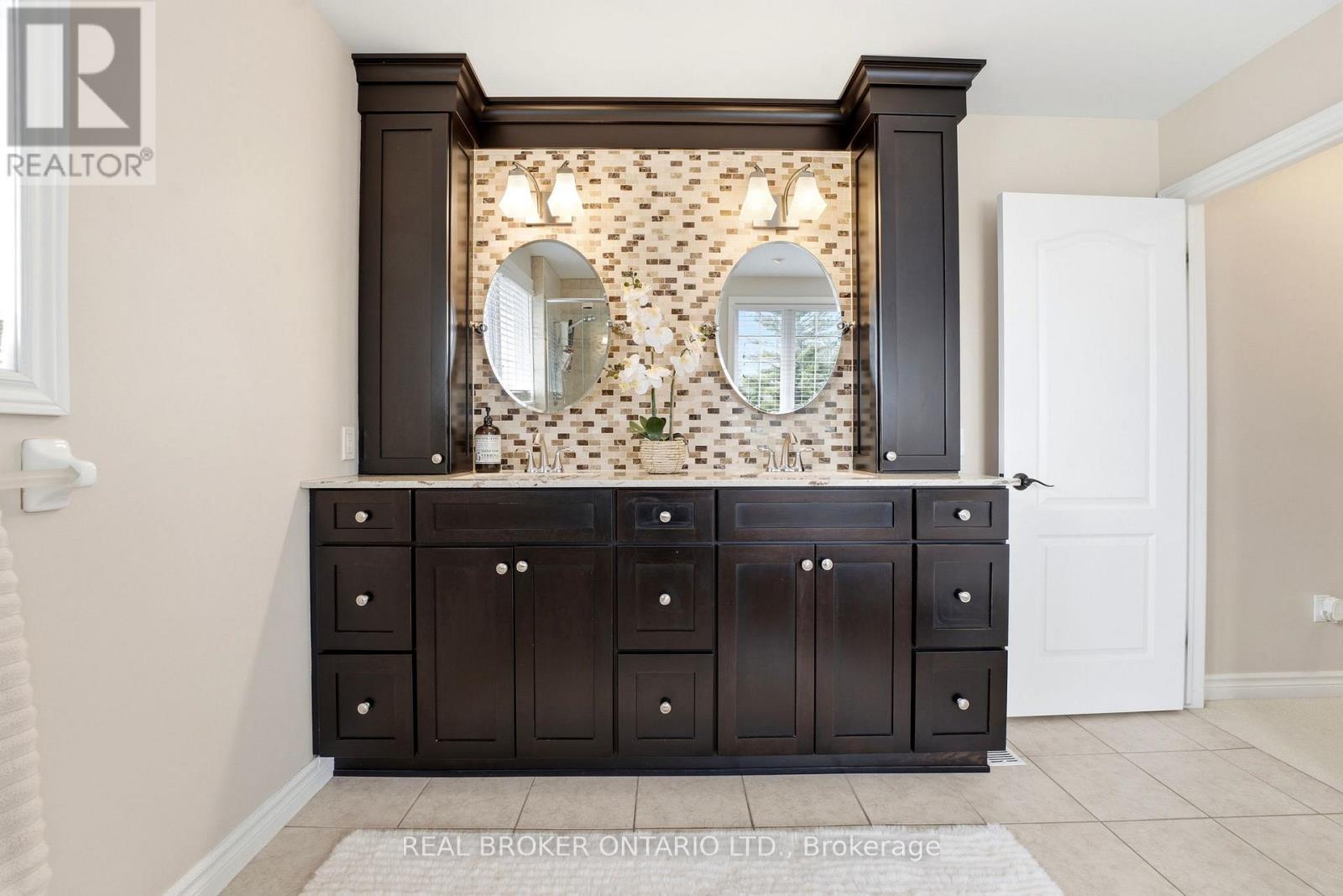 20 Cottonwood Crescent, Cambridge, Ontario  N1T 2A7 - Photo 19 - X12992394