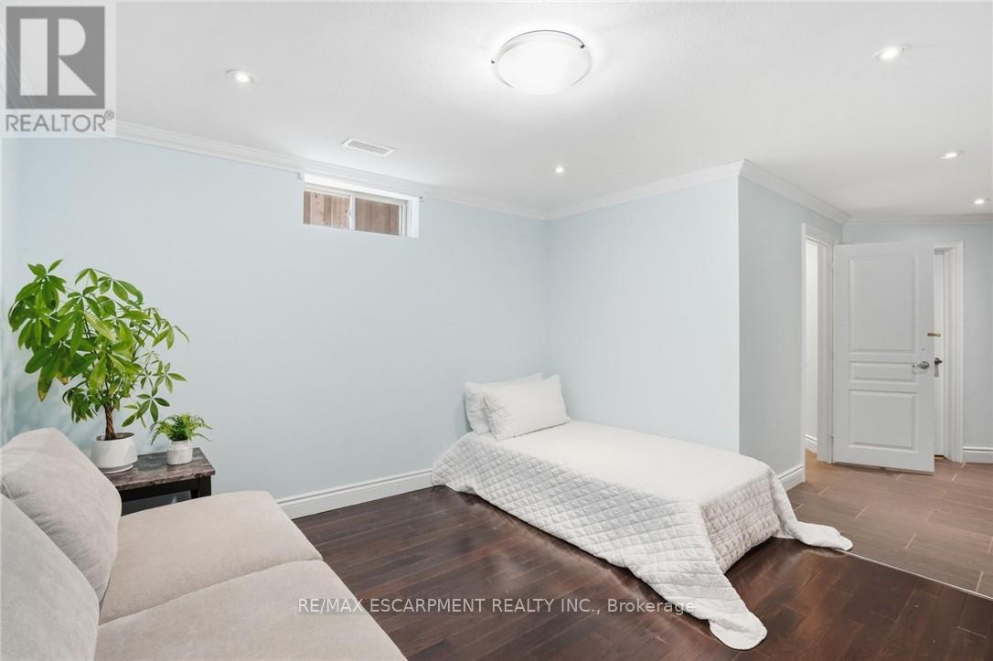 223 Annabelle Street, Hamilton, Ontario  L9C 3T8 - Photo 34 - X12992418