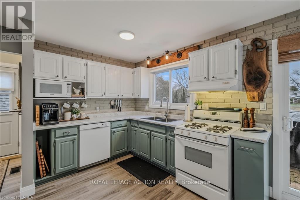 A - 31 Market Street, Brant, Ontario  N3L 3A9 - Photo 12 - X12992444