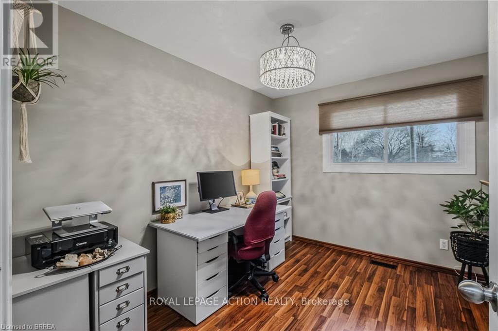 A - 31 Market Street, Brant, Ontario  N3L 3A9 - Photo 23 - X12992444