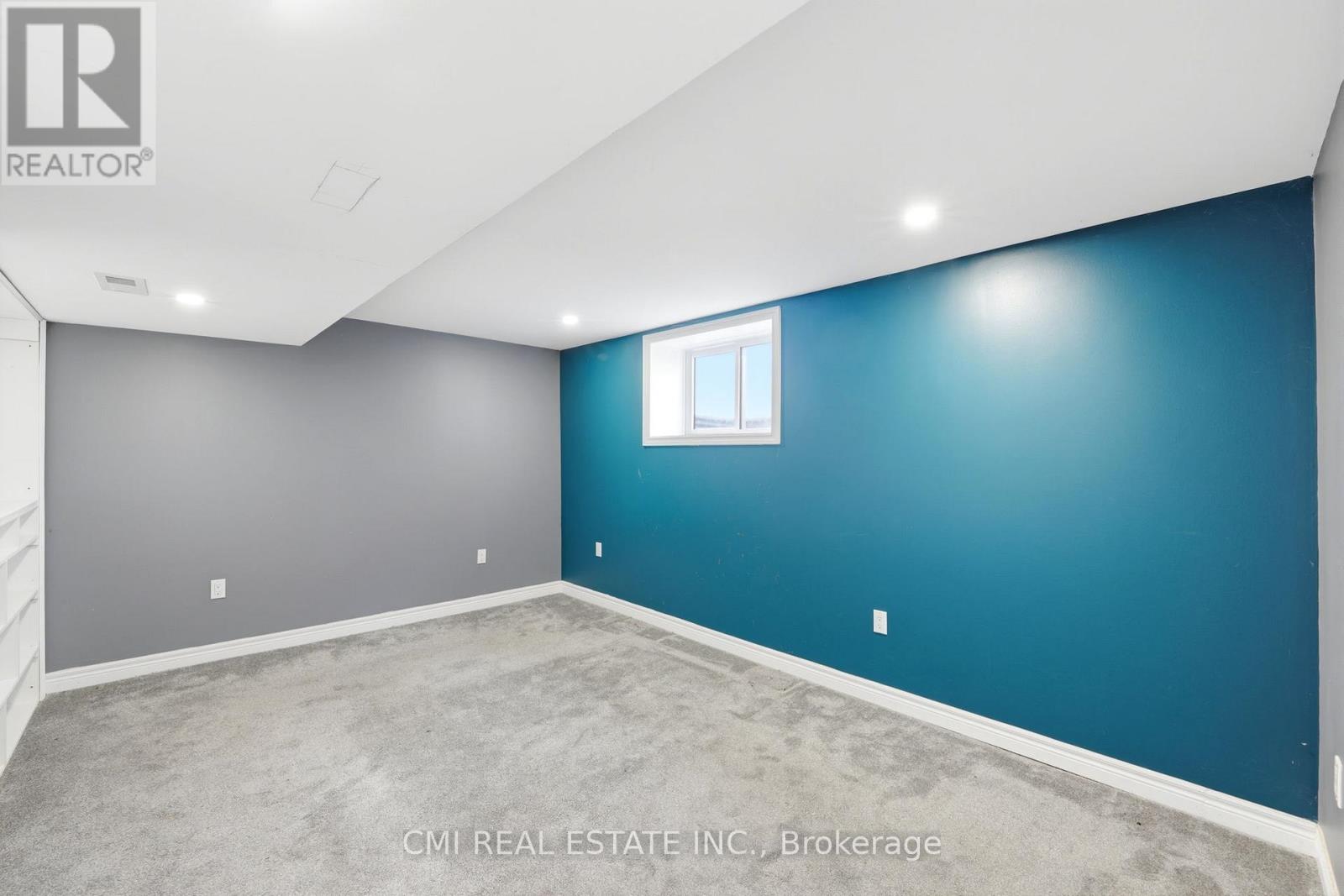 692 Emily Park Road, Kawartha Lakes, Ontario  K0L 2W0 - Photo 27 - X12992450