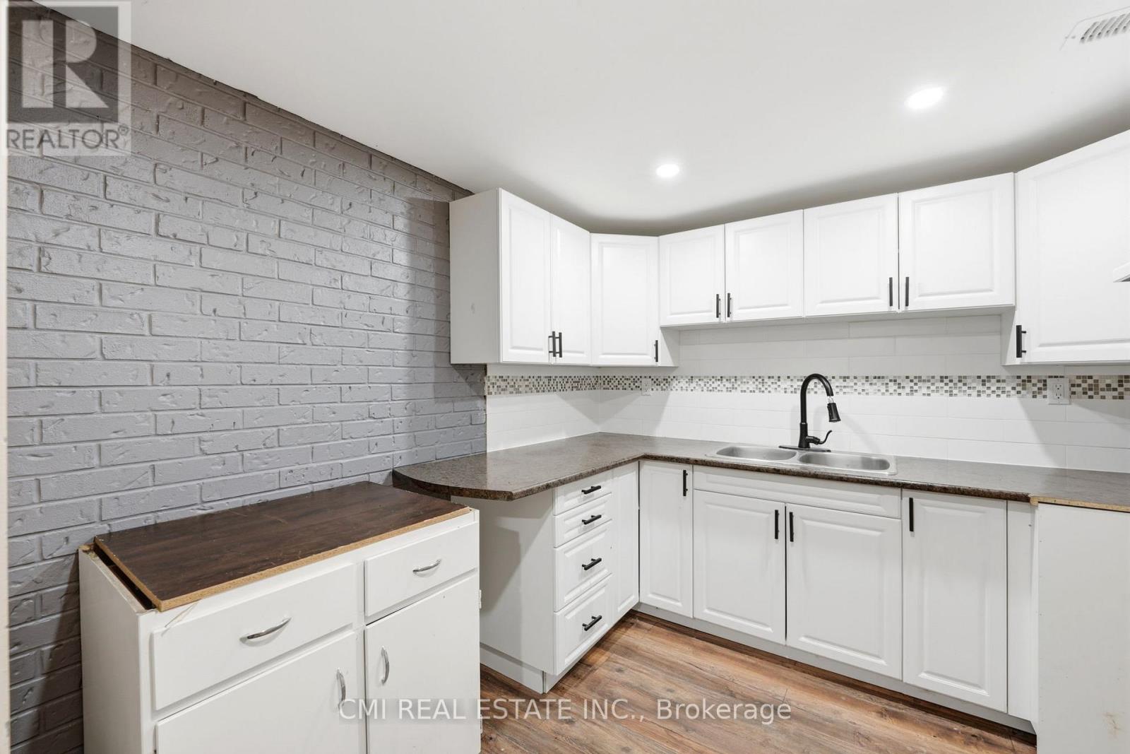 692 Emily Park Road, Kawartha Lakes, Ontario  K0L 2W0 - Photo 33 - X12992450