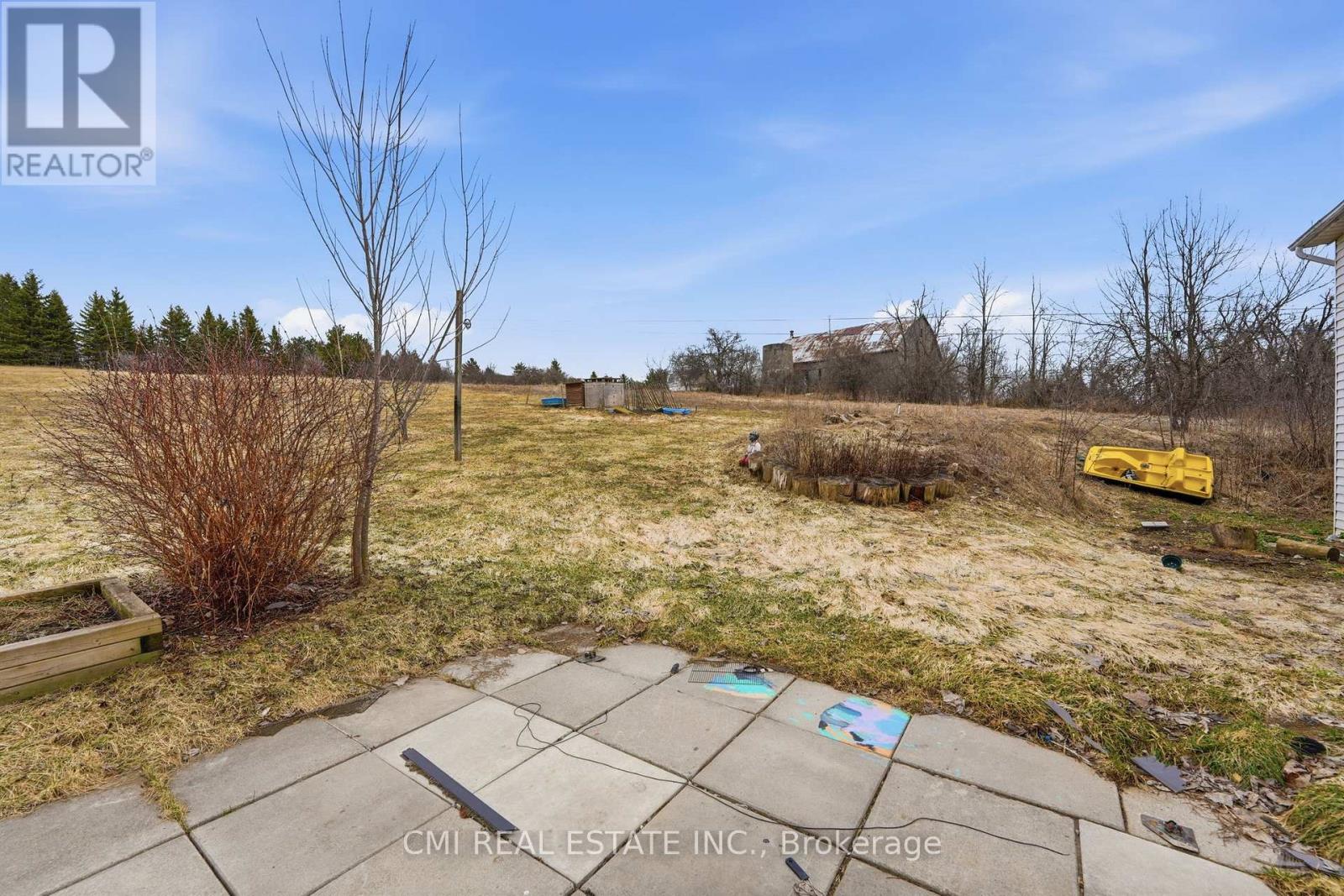 692 Emily Park Road, Kawartha Lakes, Ontario  K0L 2W0 - Photo 38 - X12992450