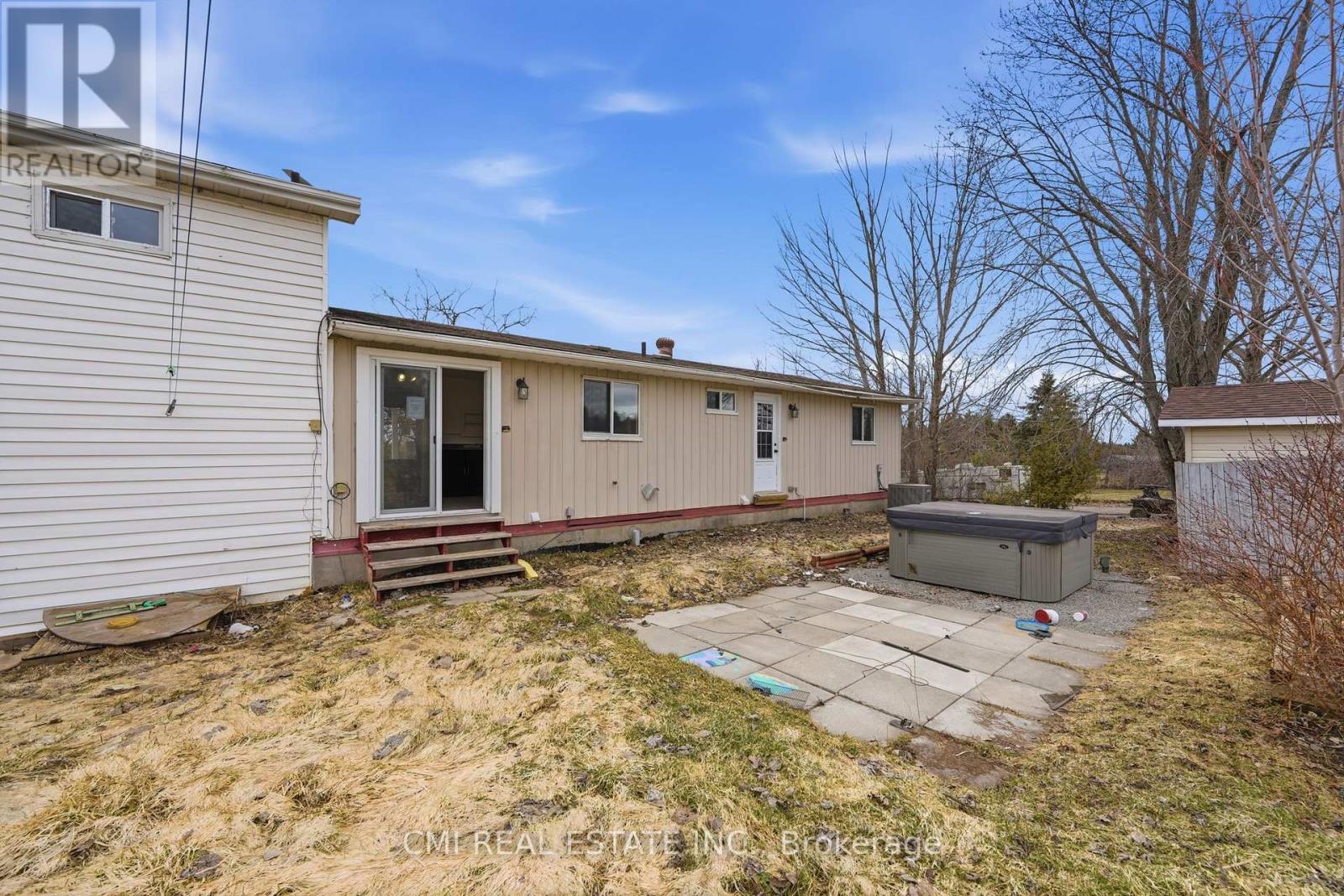 692 Emily Park Road, Kawartha Lakes, Ontario  K0L 2W0 - Photo 39 - X12992450