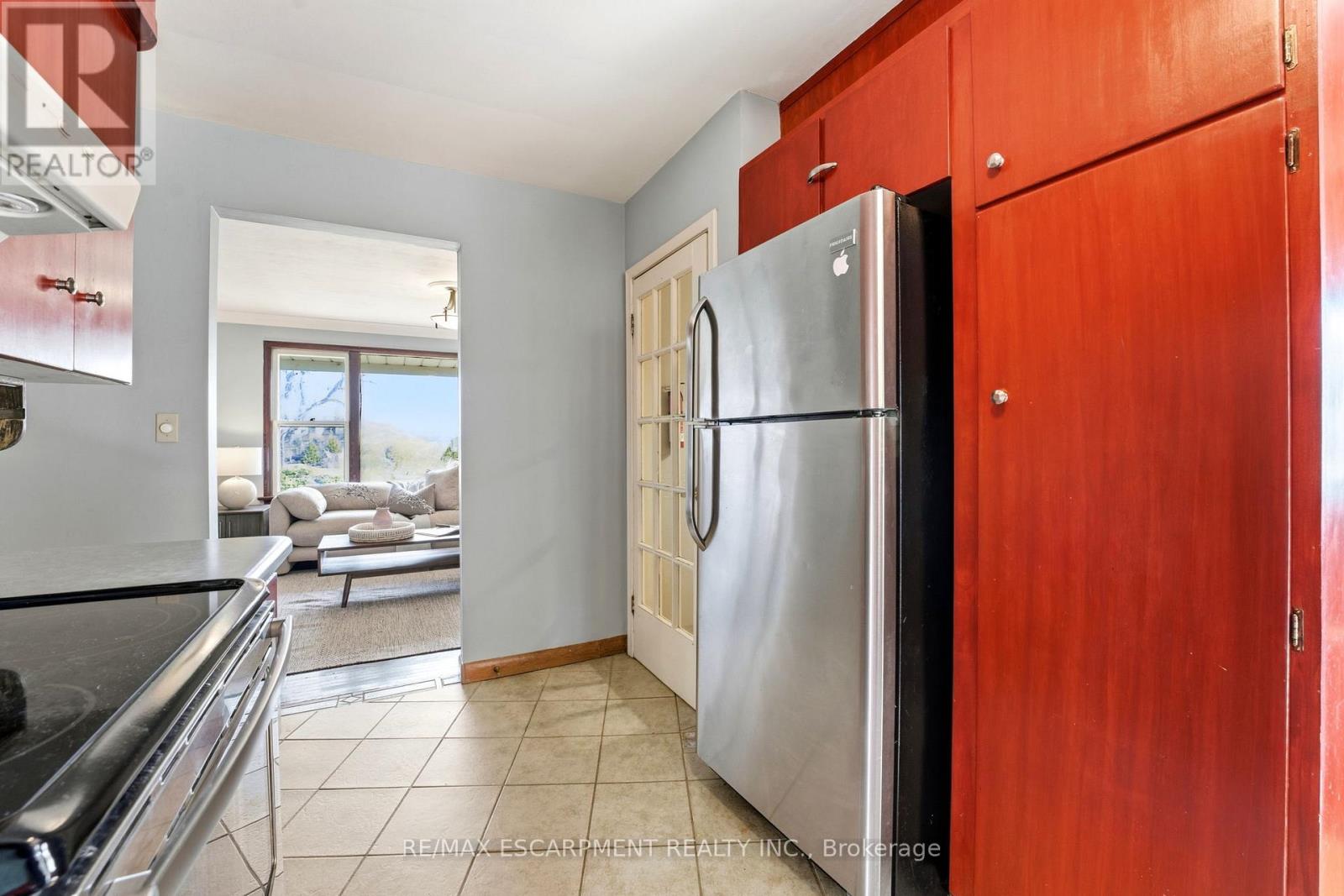 246 Main Street E, Grimsby, Ontario L3M 1P6 - Photo 20 - X12992474