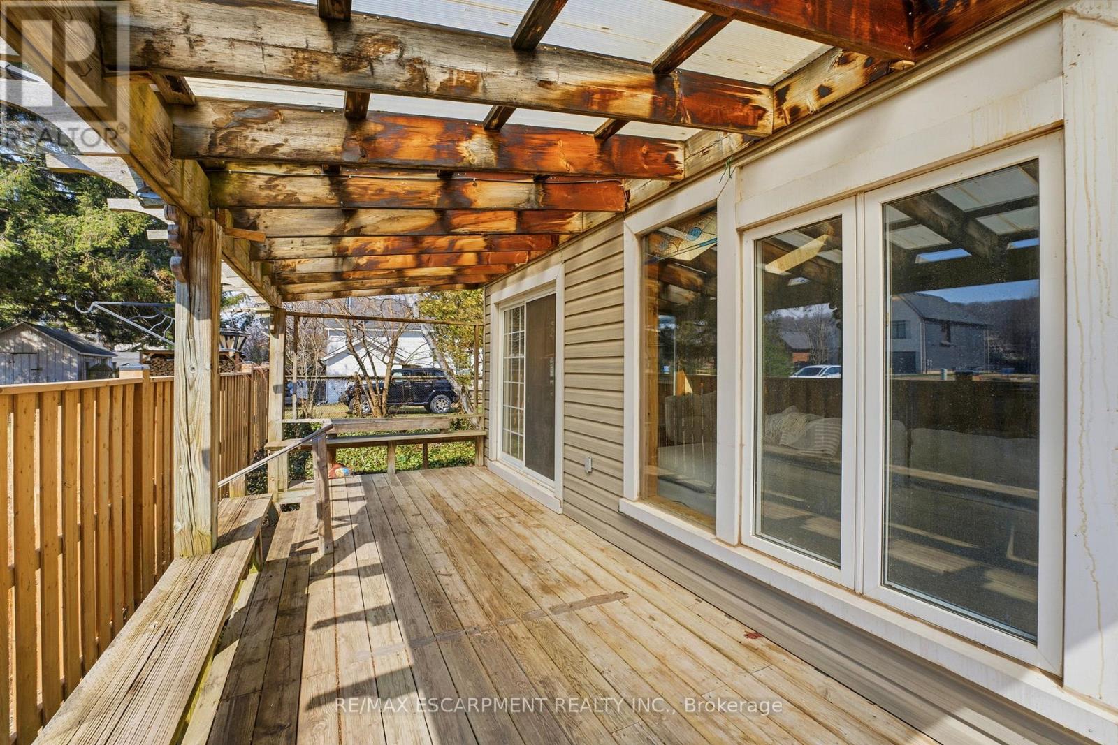 246 Main Street E, Grimsby, Ontario L3M 1P6 - Photo 30 - X12992474