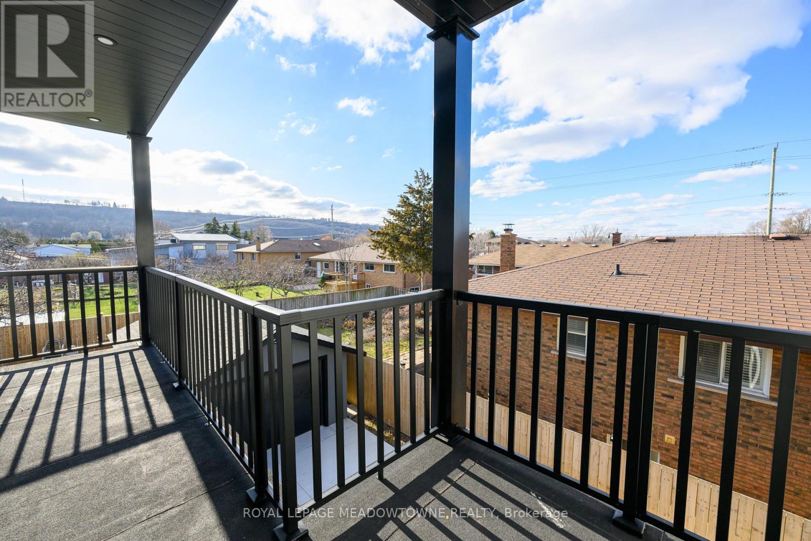 374 Highway 8, Hamilton, Ontario  L8G 1E8 - Photo 29 - X12992478